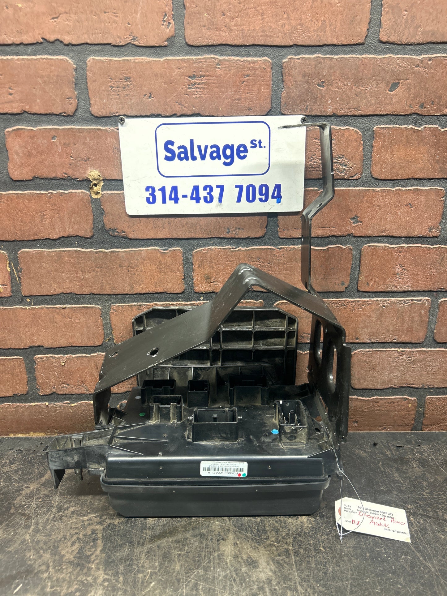 2011 DODGE CHALLENGER FUSE BOX INTEGRATED POWER MODULE TIPM 04692322AC
