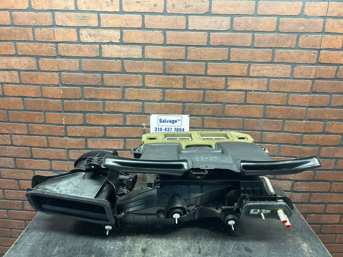 2011 - 2023 CHALLENGER CHARGER 300 HVAC A/C HEATER BLOWER HOUSING CASE OEM