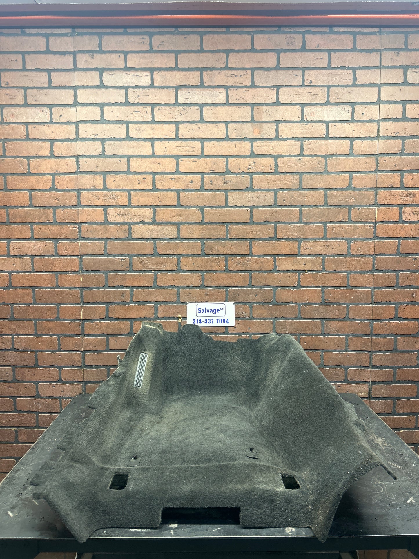 2008-10 DODGE CHALLENGER FRONT LEFT DRIVER SIDE FLOOR COVER LINER MAT CARPET OEM