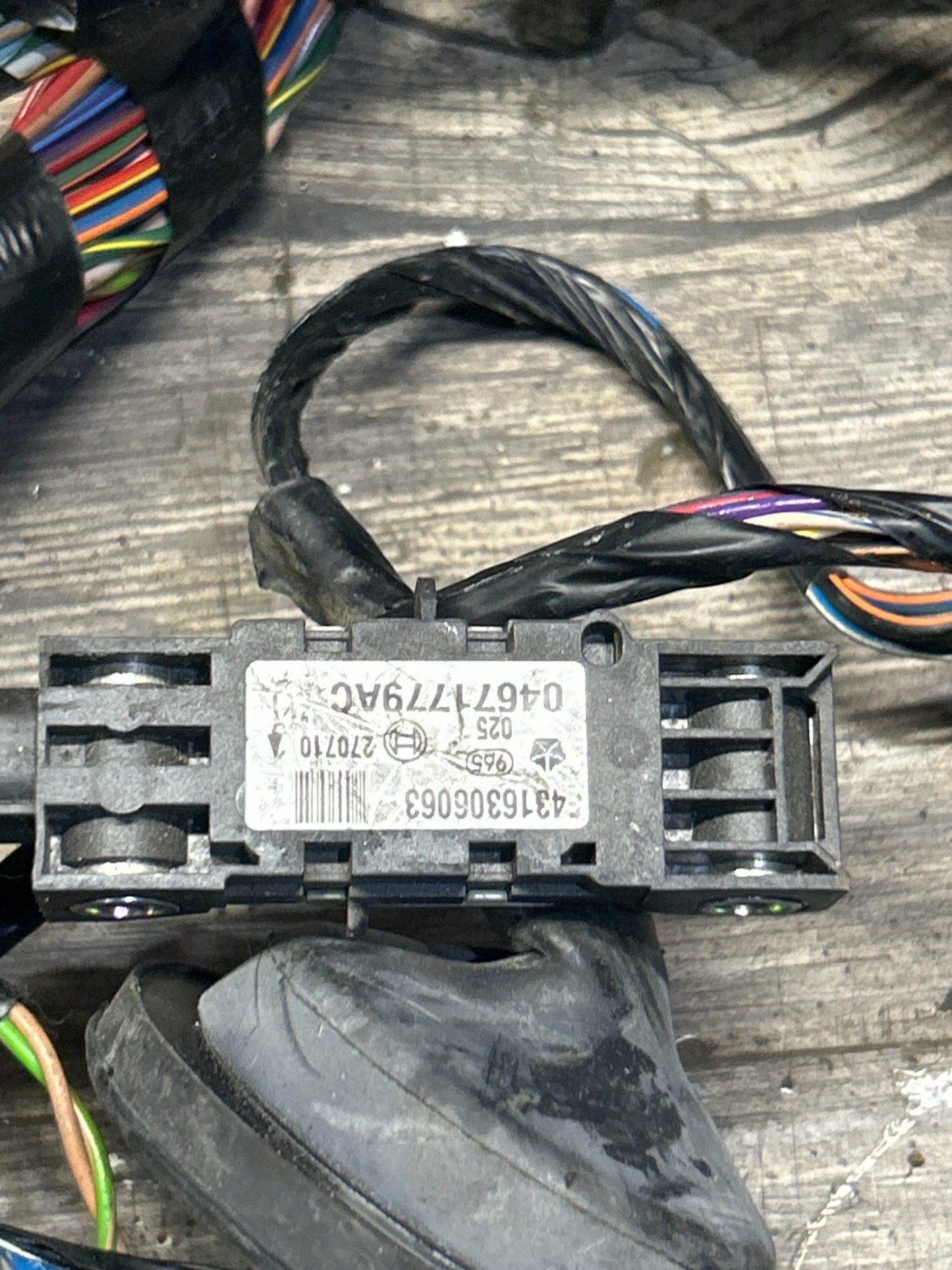 2011 DODGE CHALLENGER SRT8 6.4L OEM BODY WIRE WIRING HARNESS 68064019AC