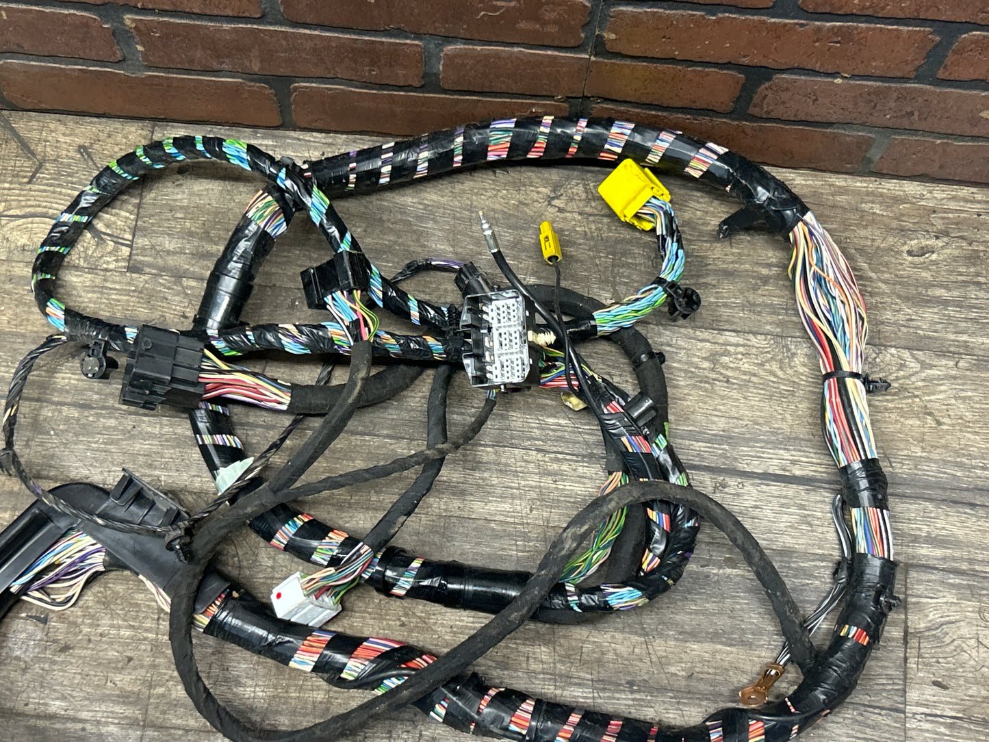 2011 DODGE CHALLENGER SRT8 6.4L OEM BODY WIRE WIRING HARNESS 68064019AC