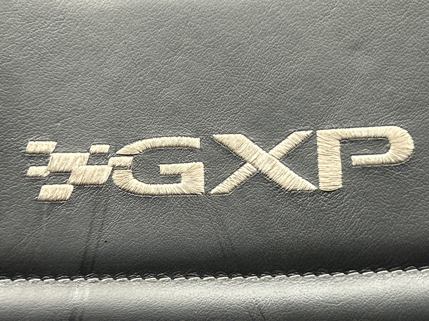 2007-2009 Pontiac Solstice GXP Front Bucket Leather Passenger Seat OEM 25883378