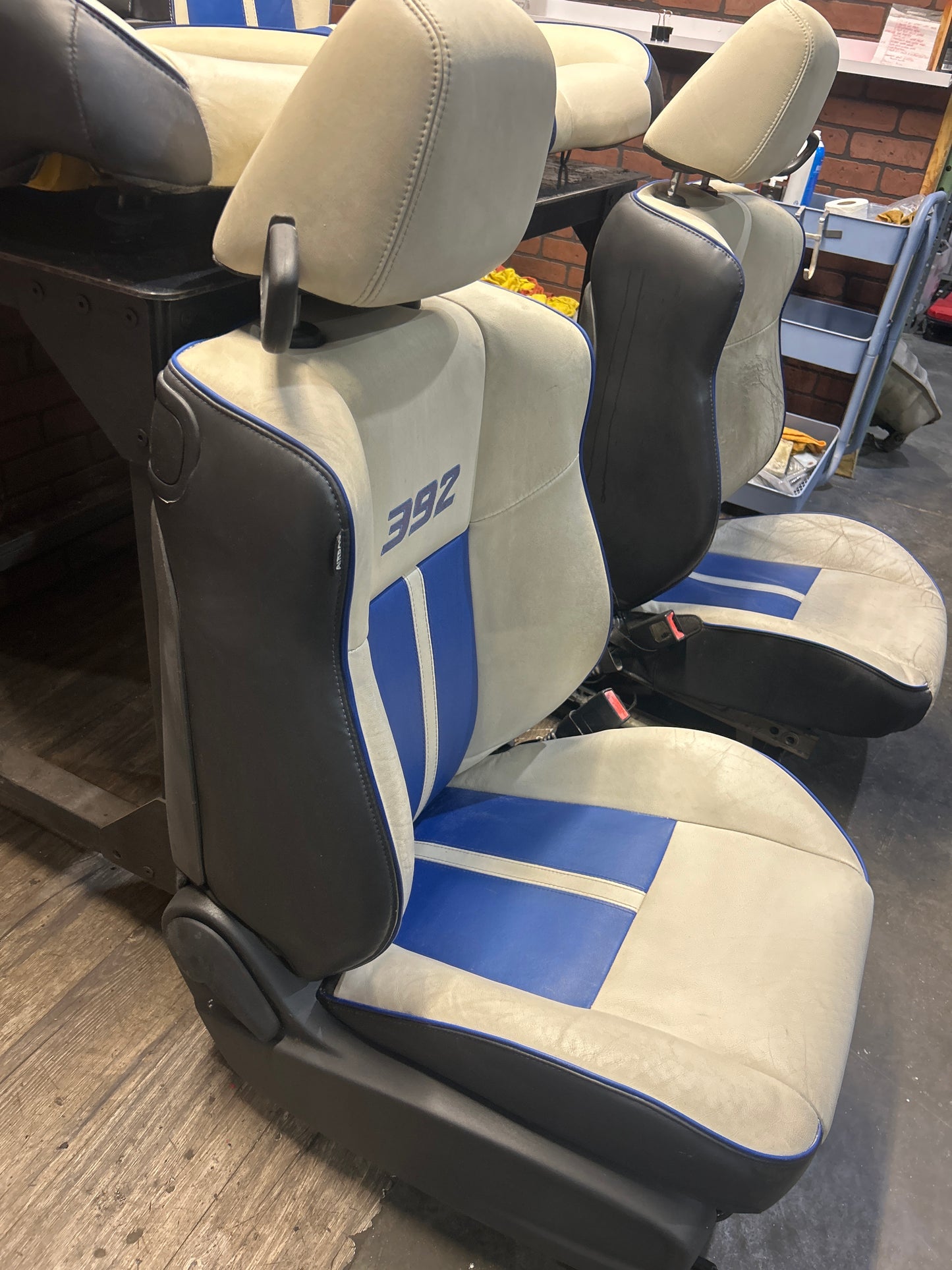 2011 Dodge Challenger SRT8 Inaugural Edition White and Blue Leather Seats OEM