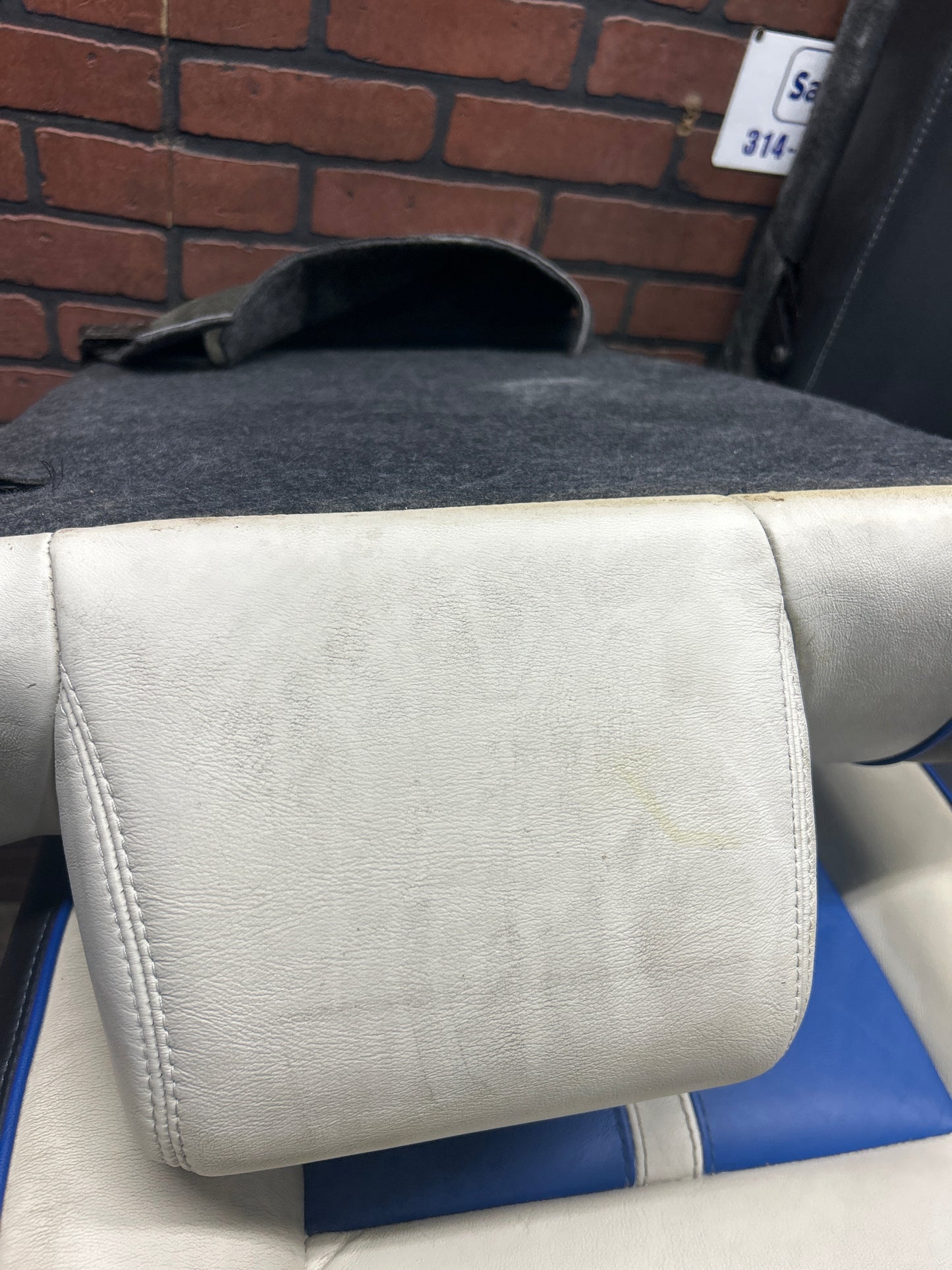 2011 Dodge Challenger SRT8 Inaugural Edition White and Blue Leather Seats OEM