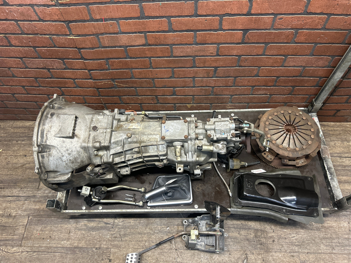 DODGE CHALLENGER/CHARGER 392 SCAT PACK MANUAL M/T TR6060 TRANSMISSION SWAP KIT