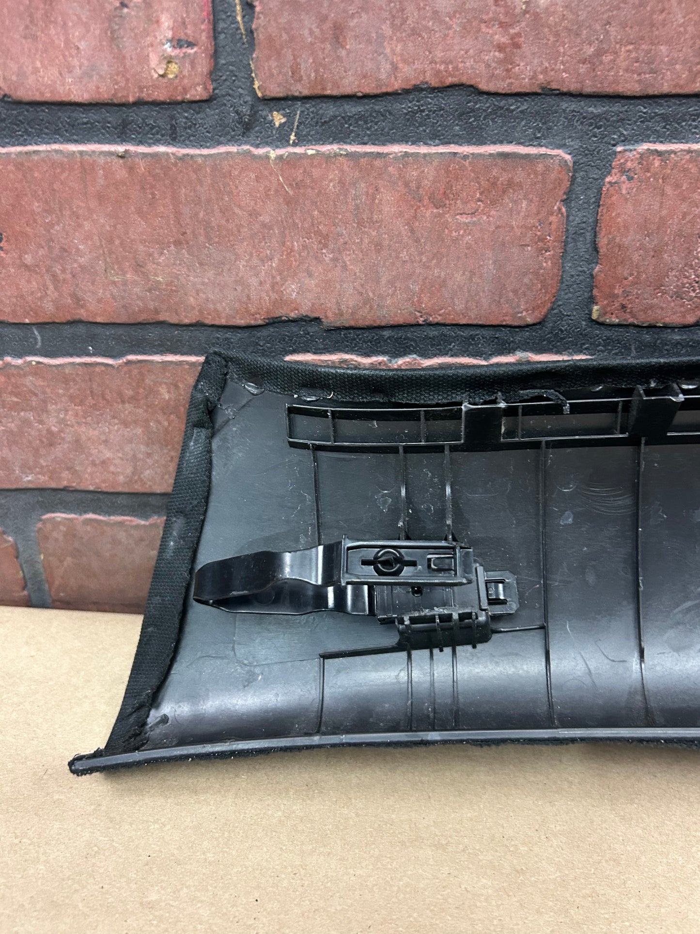 2015 - 2023 DODGE CHARGER FRONT PASSENGER RH RIGHT A PILLAR TRIM OEM 5SH68TRMAA