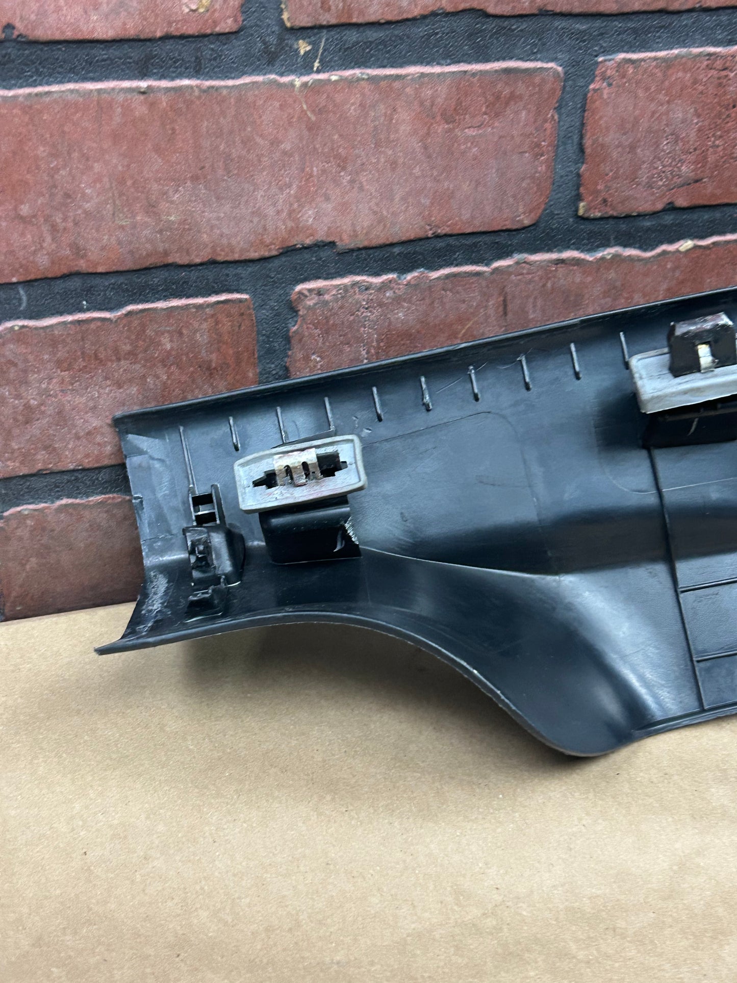 11 - 23 DODGE CHARGER REAR LEFT DRIVER SIDE DOOR SILL SCUFF PLATE COVER TRIM OEM
