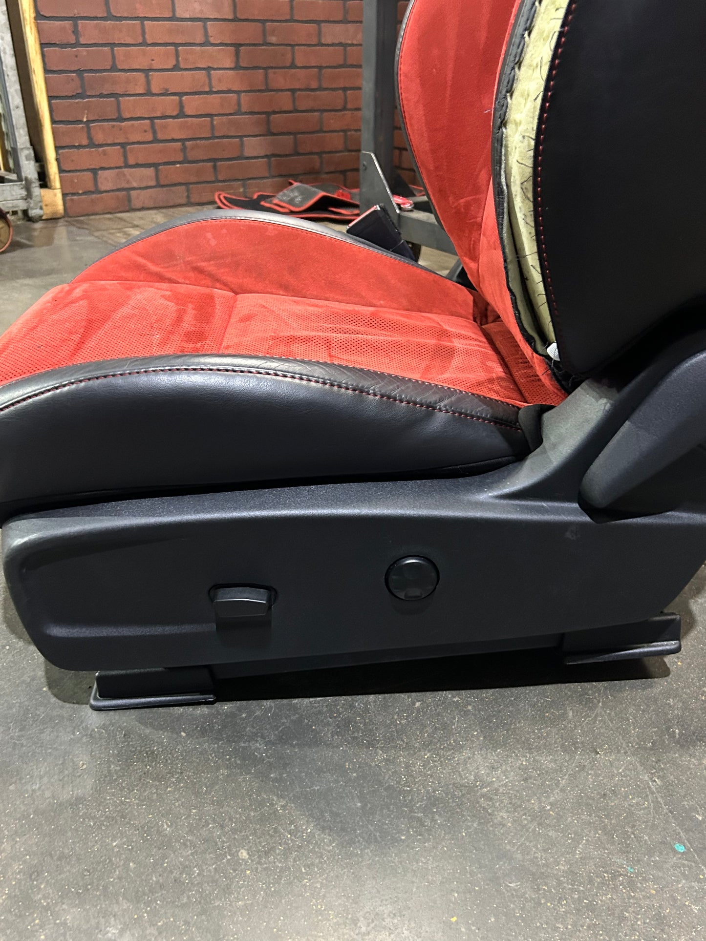 15-23 Challenger Scat Pack SRT Red Alcantara Leather Seat Set Front Rear OEM 87K