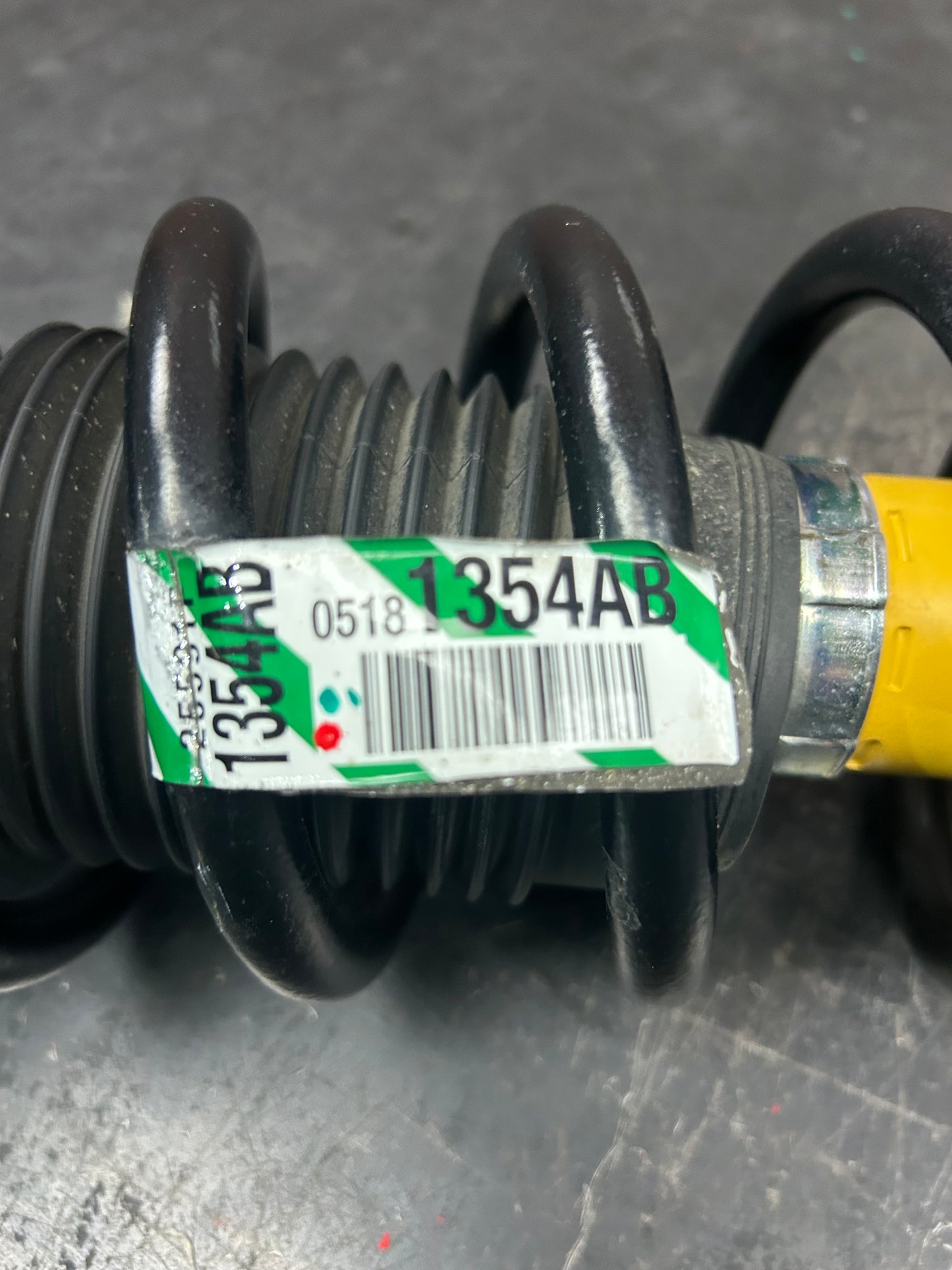 2012-23 DODGE CHALLENGER RWD FRONT LEFT SHOCK STRUT ABSORBER & COIL SPRING OEM