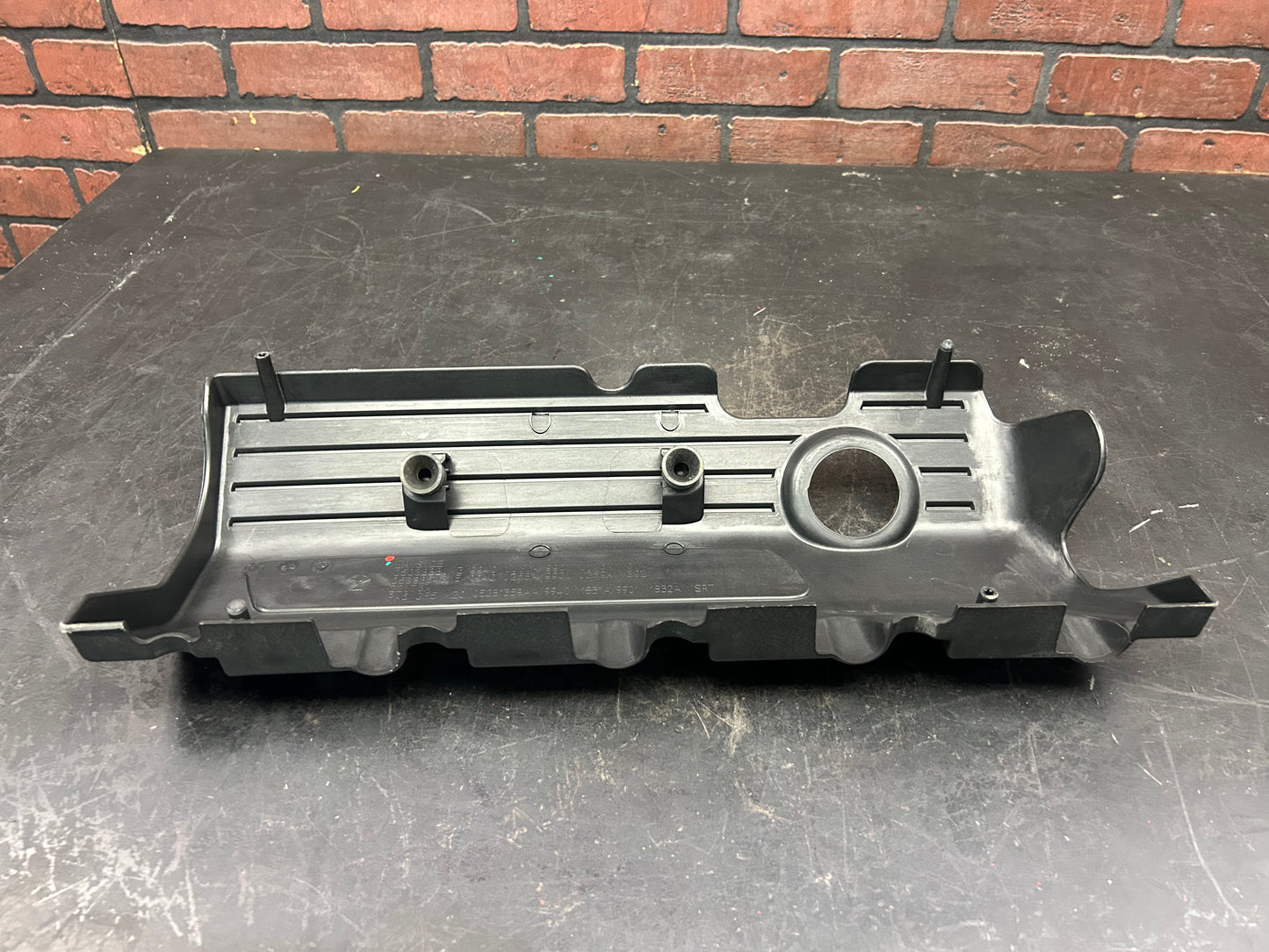 15-23 Dodge Challenger Charger 6.4L LH & RH "Powered by SRT" Engine Cover Set