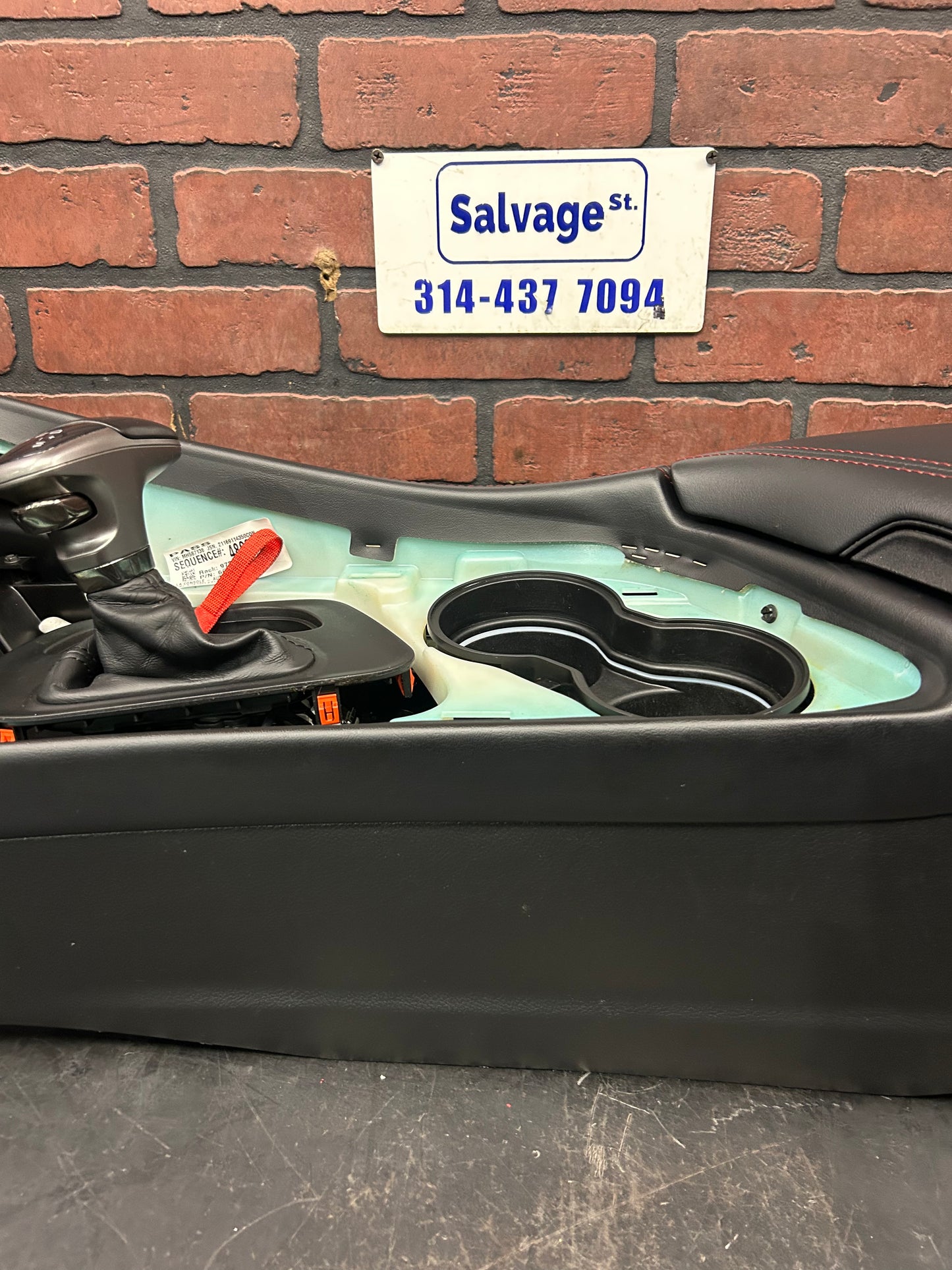 2015-2023 Dodge Challenger SRT Center Console W/AT Gear Selector Shifter OEM 87K