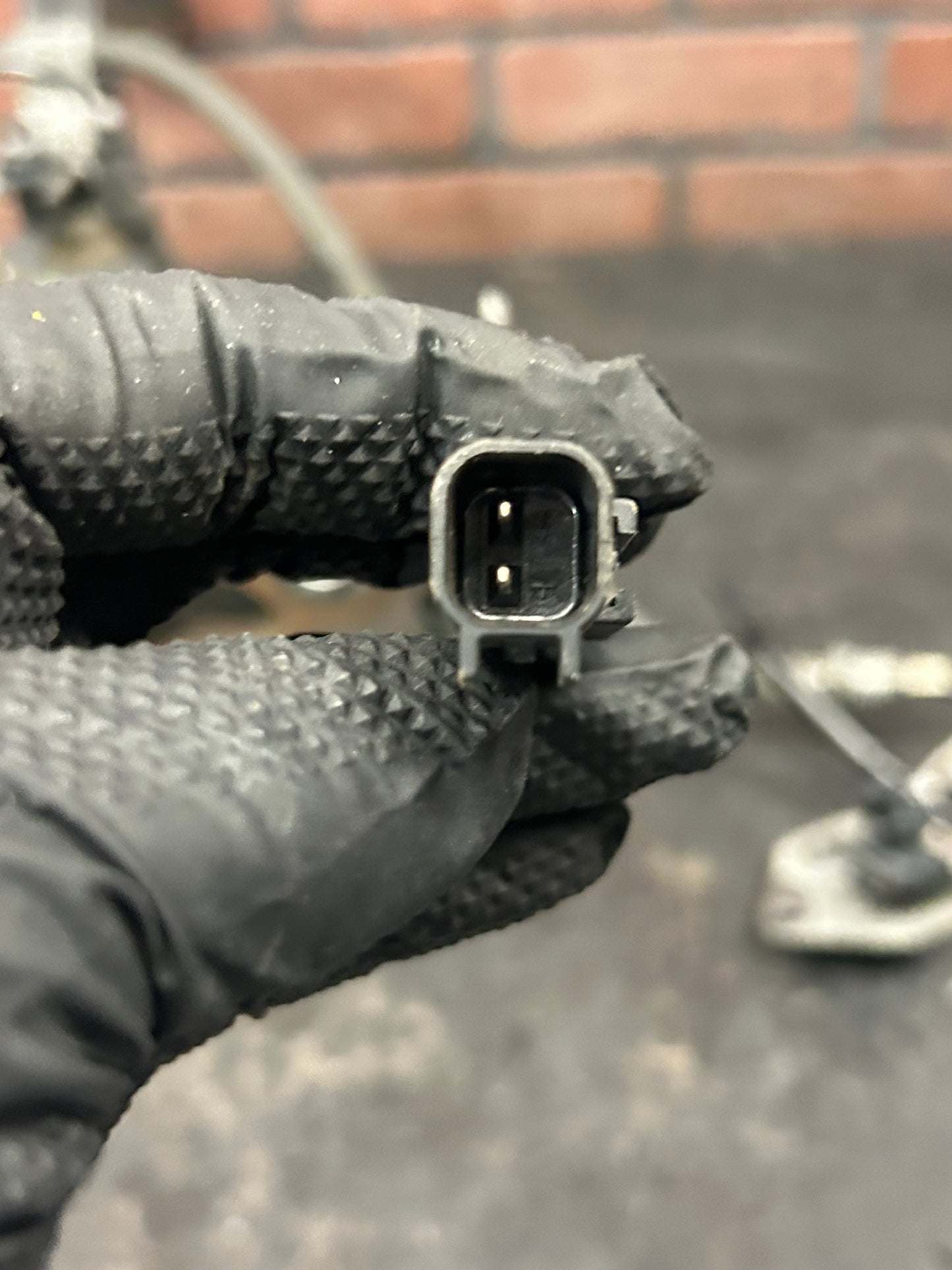 15 - 23 DODGE CHARGER CHALLENGER SCAT PACK OEM FRONT LEFT SPINDLE KNUCKLE