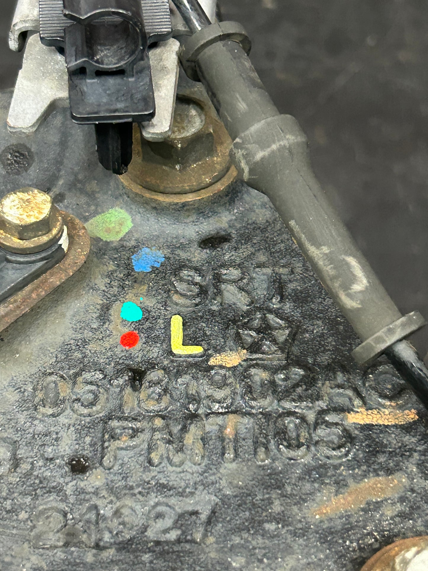 15 - 23 DODGE CHARGER CHALLENGER SCAT PACK OEM FRONT LEFT SPINDLE KNUCKLE