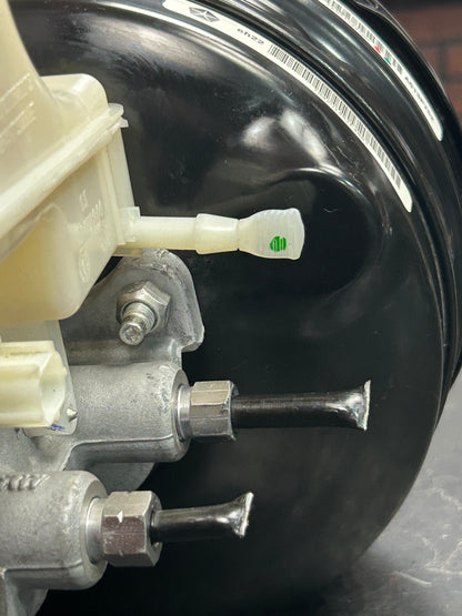 11-23 Dodge Charger Challenger Power Brake Booster W/ Master Cylinder 68533442AA