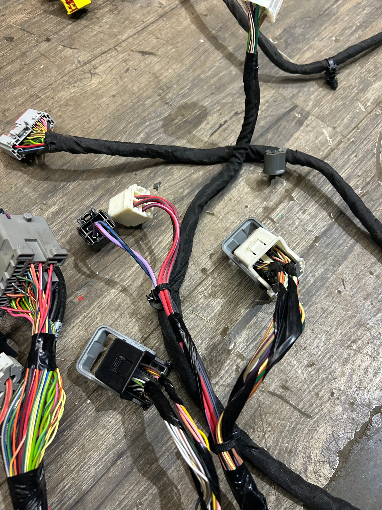 2021 Dodge Challenger R/T Scat Pack 6.4L Body Wiring Harness 68487524AB OEM 87K