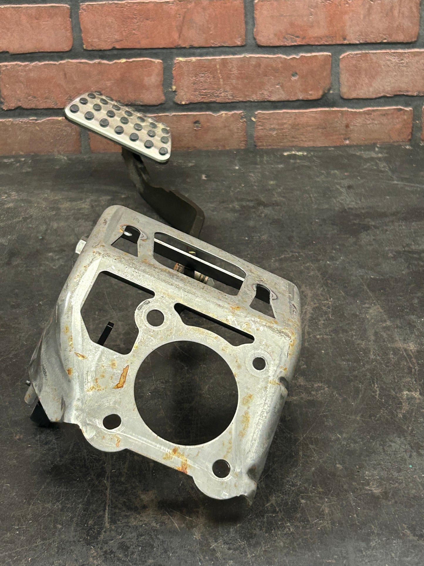 2012-2023 Dodge Challenger Charger 300 Non-Adjustable Brake Pedal W/Sensor OEM