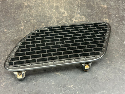 15-23 Dodge Challenger Driver LH And Passenger RH Hood Scoop Grille Vents OEM