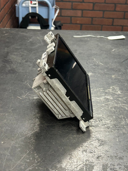 21-22 Charger Challenger 300 UConnect 8.4 Display Radio Head Unit 68472642AE OEM