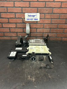21 Challenger Scat Pack 6.4 BCM PCM Pedal RFHUB Park Assist Ignition Package OEM