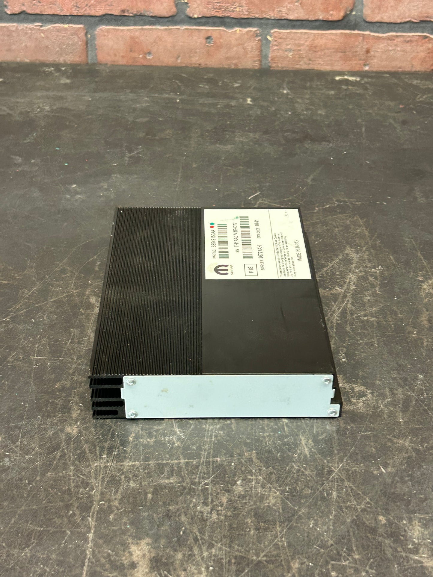 2017-2023 Challenger Charger 300 Radio Audio 276 Watt Amplifier OEM 68549150AA