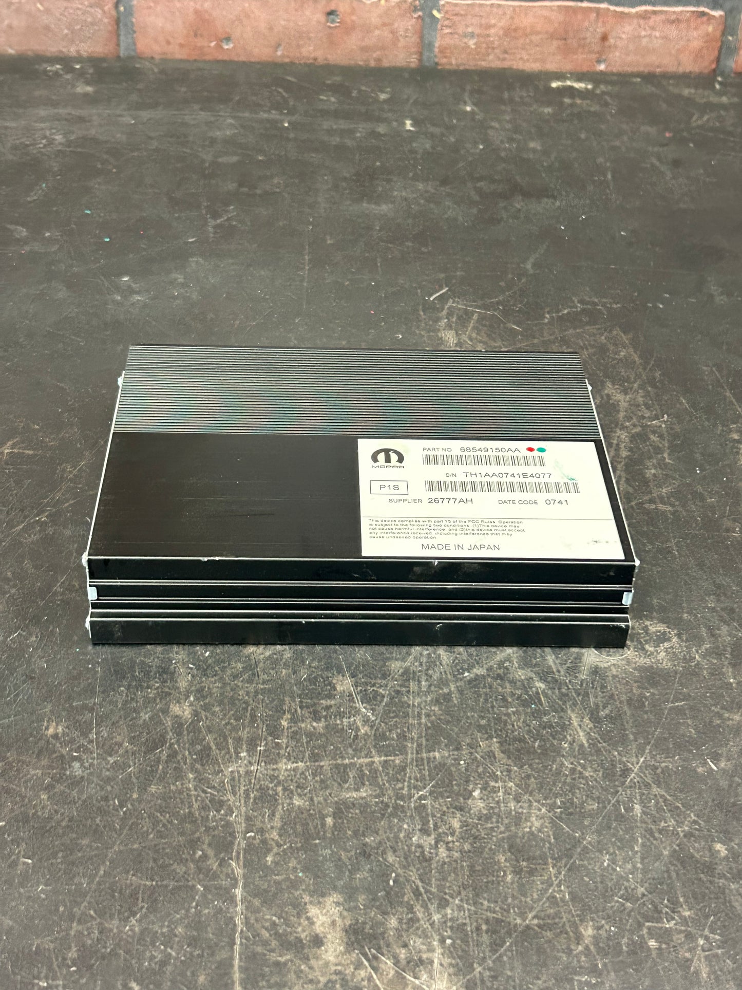 2017-2023 Challenger Charger 300 Radio Audio 276 Watt Amplifier OEM 68549150AA