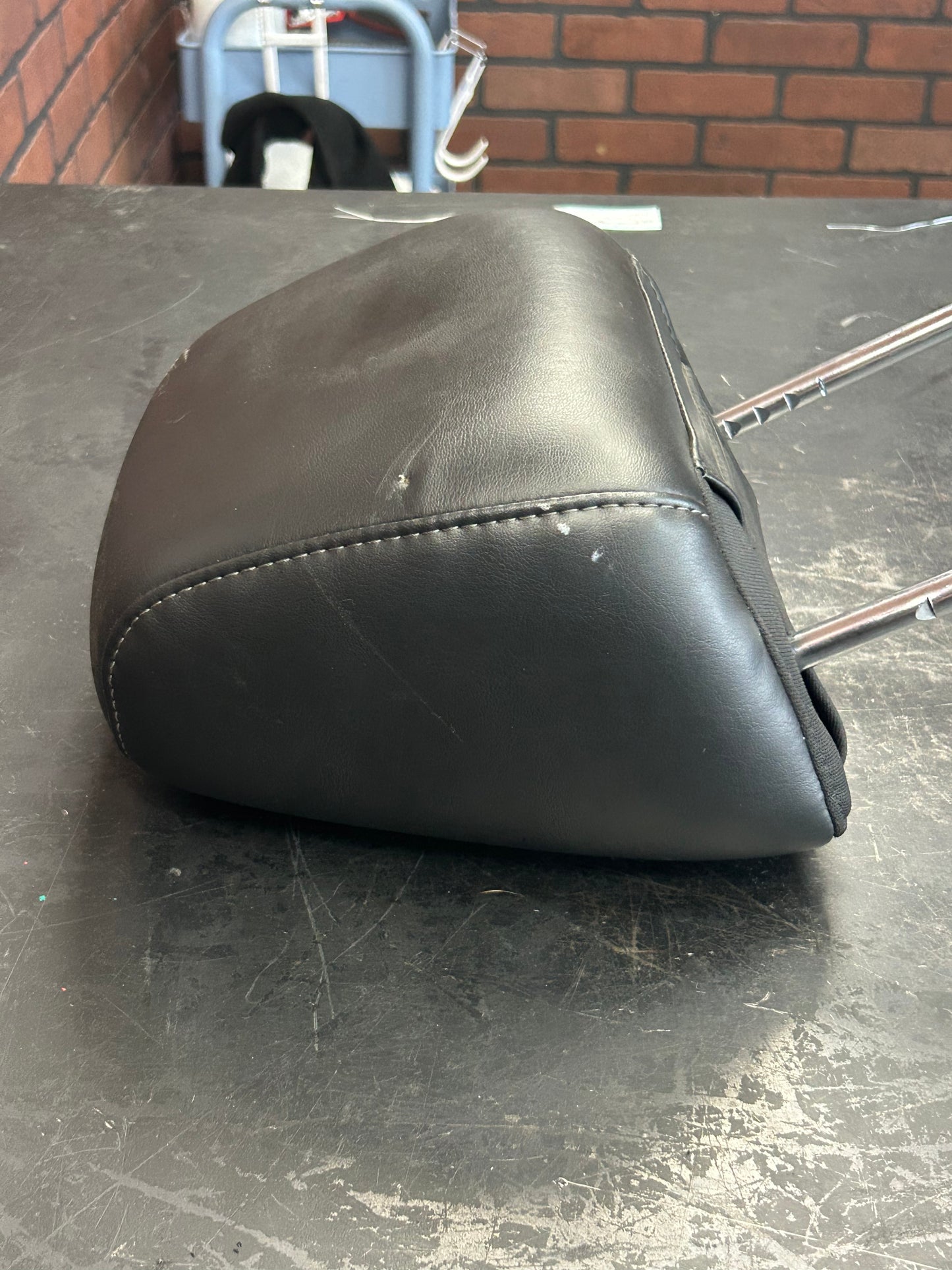 2015 - 2023 DODGE CHARGER FRONT SEAT HEAD REST HEADREST OEM BLACK