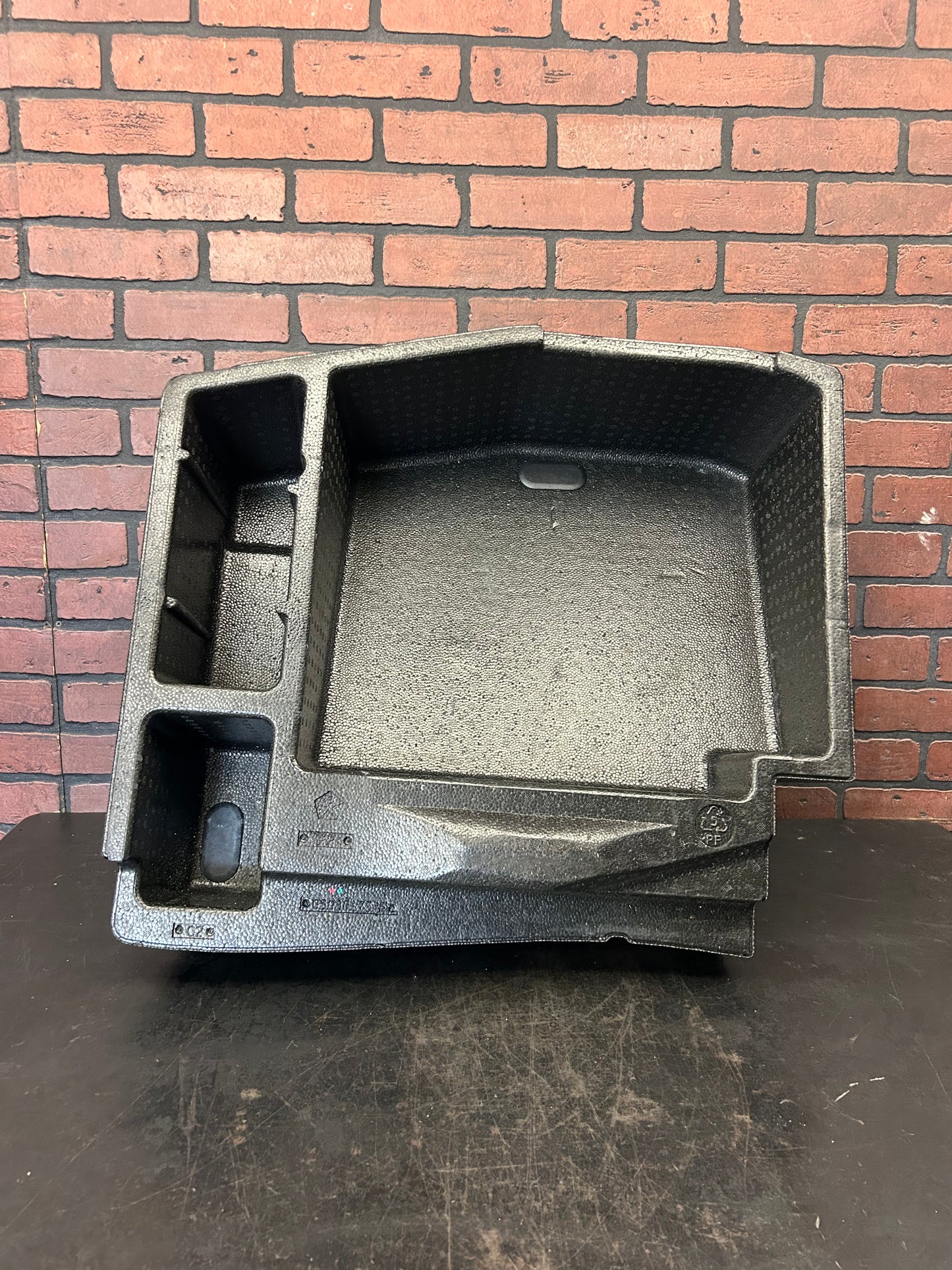 2006-2023 OEM CHARGER CHALLENGER 300 TRUNK CARGO STORAGE BOX 05030175AF