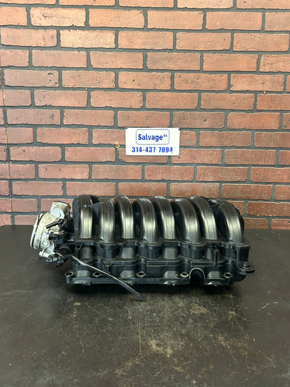 15-20 GMC YUKON XL DENALI OEM 6.2L ENGINE INTAKE MANIFOLD W/ THROTTLE BODY