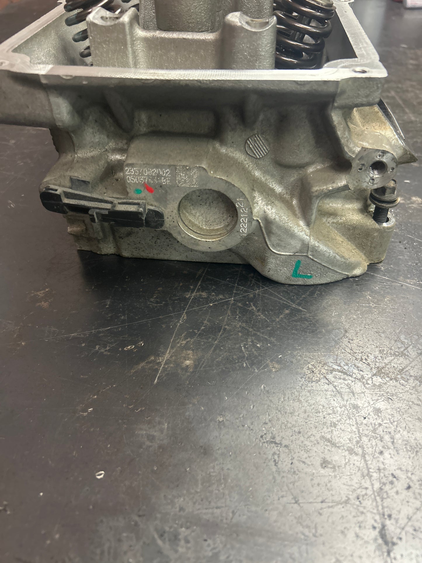 2011-2026 Dodge Jeep Chrysler 6.4l Hemi OEM Driver LH Cylinder Head 05037369BD