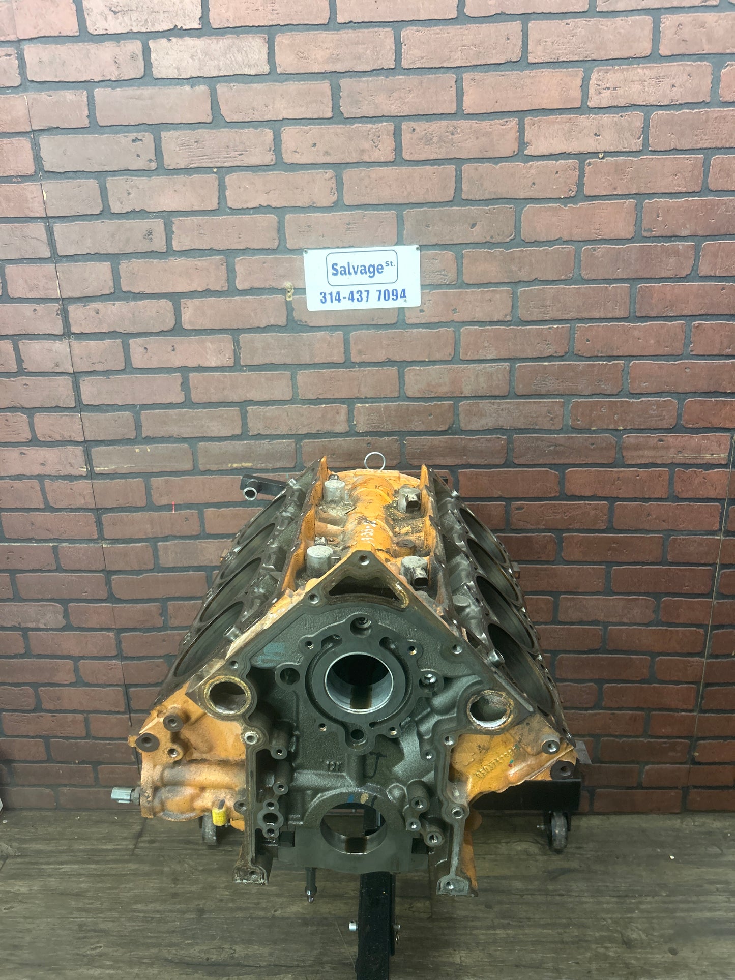 Charger Challenger Grand Cherokee SRT8 6.4L Hemi Bare Engine Block 05037473BF