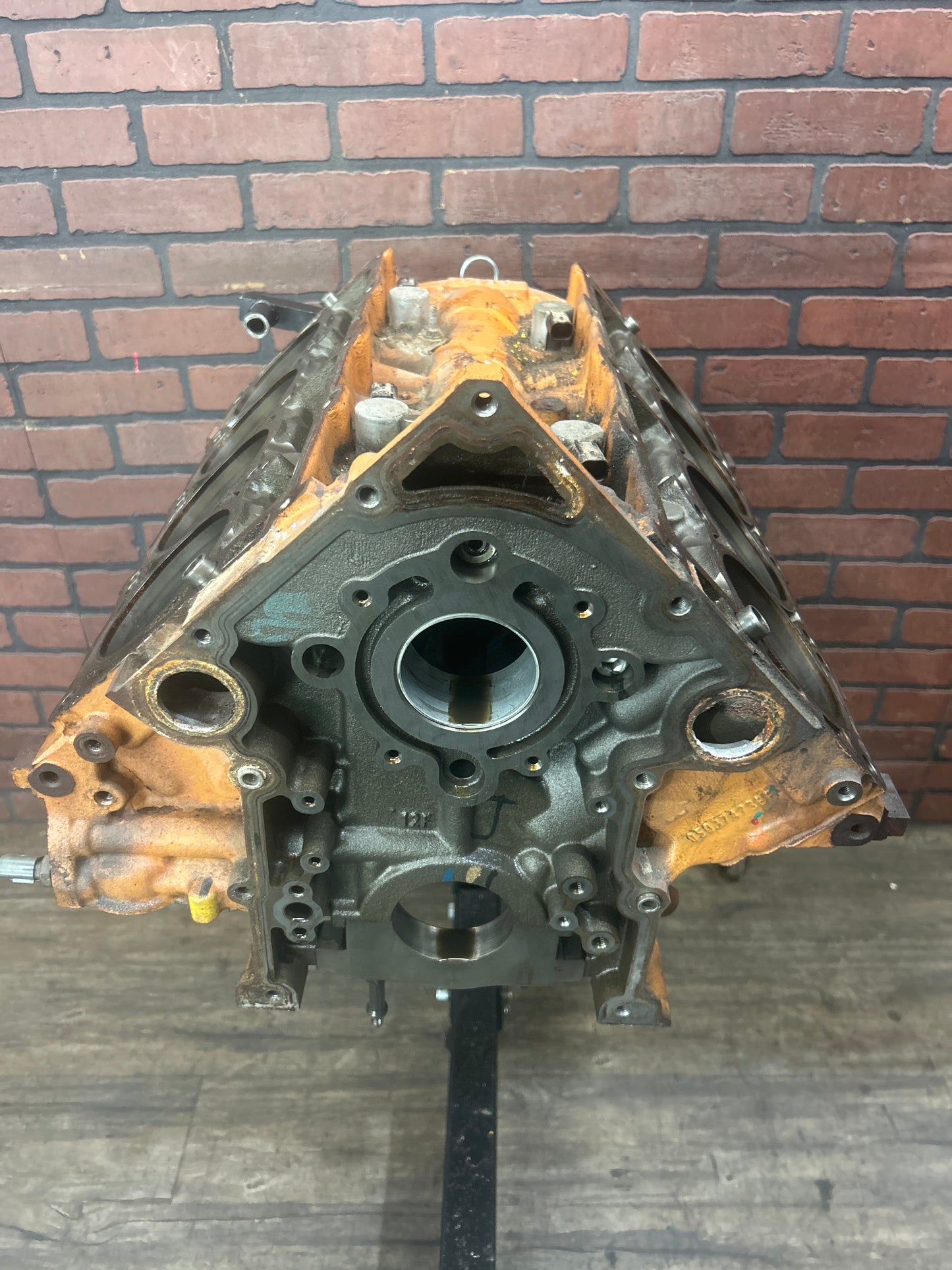 Charger Challenger Grand Cherokee SRT8 6.4L Hemi Bare Engine Block 05037473BF