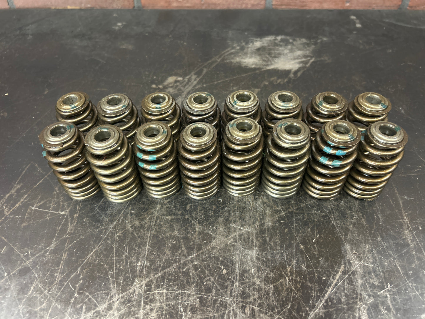 2011-2026 Dodge Jeep Chrysler 6.4L Hemi Set of 16 Valve Springs Mopar 5037382BC