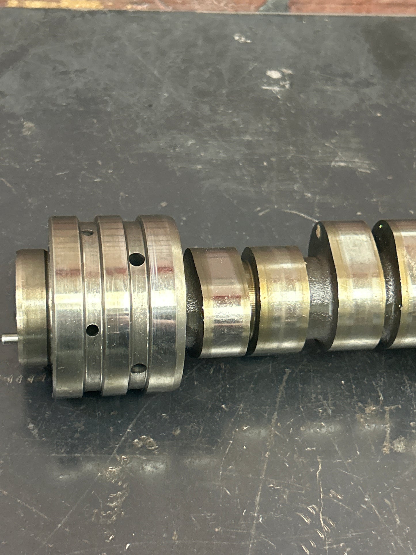 11-26 OEM 6.4L Hemi MDS Camshaft Dodge Challenger SRT8 Scat Pack
