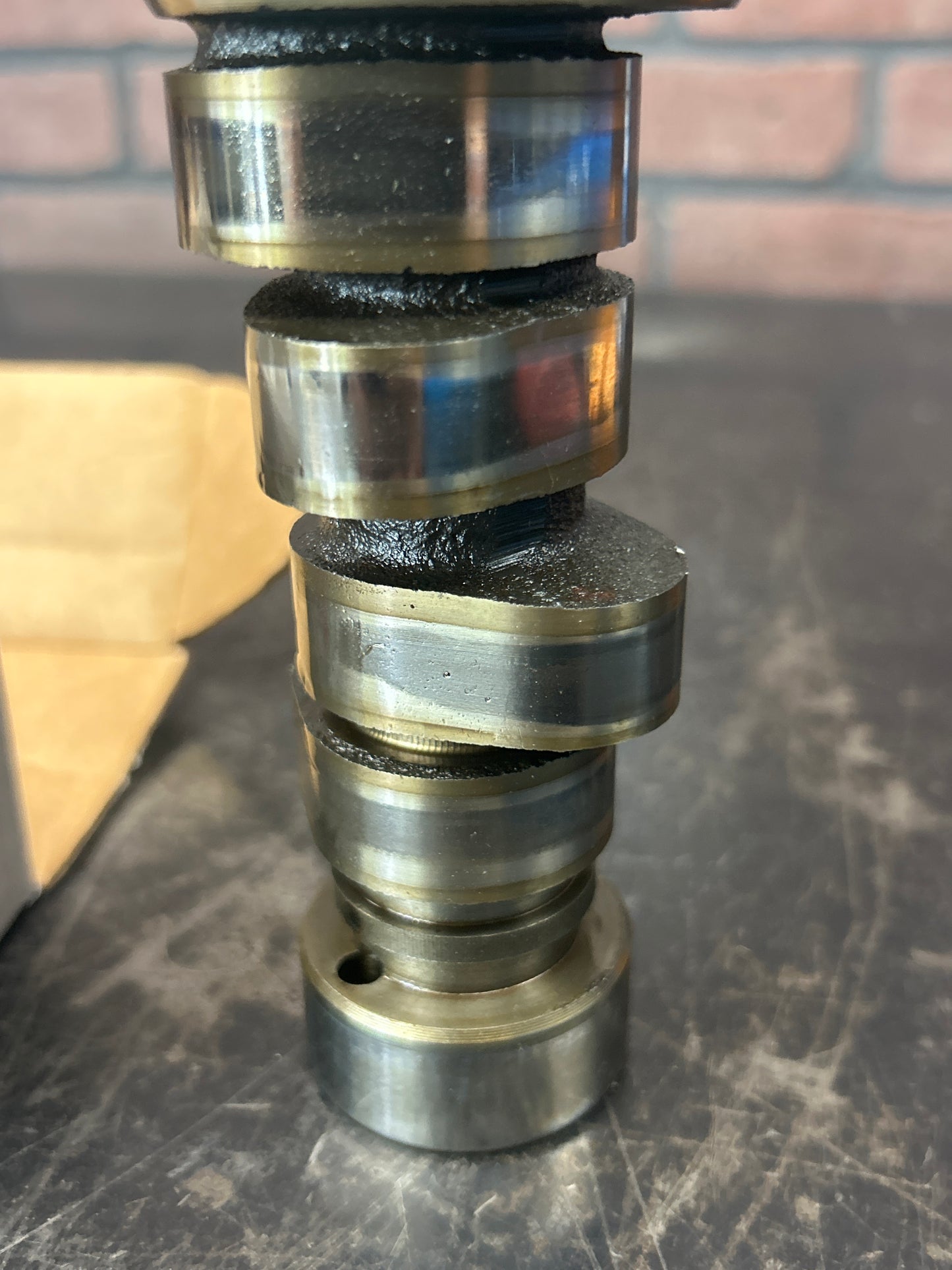 11-26 OEM 6.4L Hemi MDS Camshaft Dodge Challenger SRT8 Scat Pack