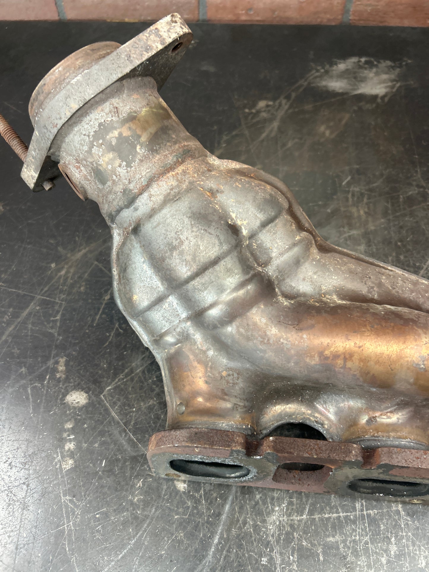 2015-2023 Charger Challenger Hellcat SRT Passenger RH Exhaust Manifold 6.2L 6.4L