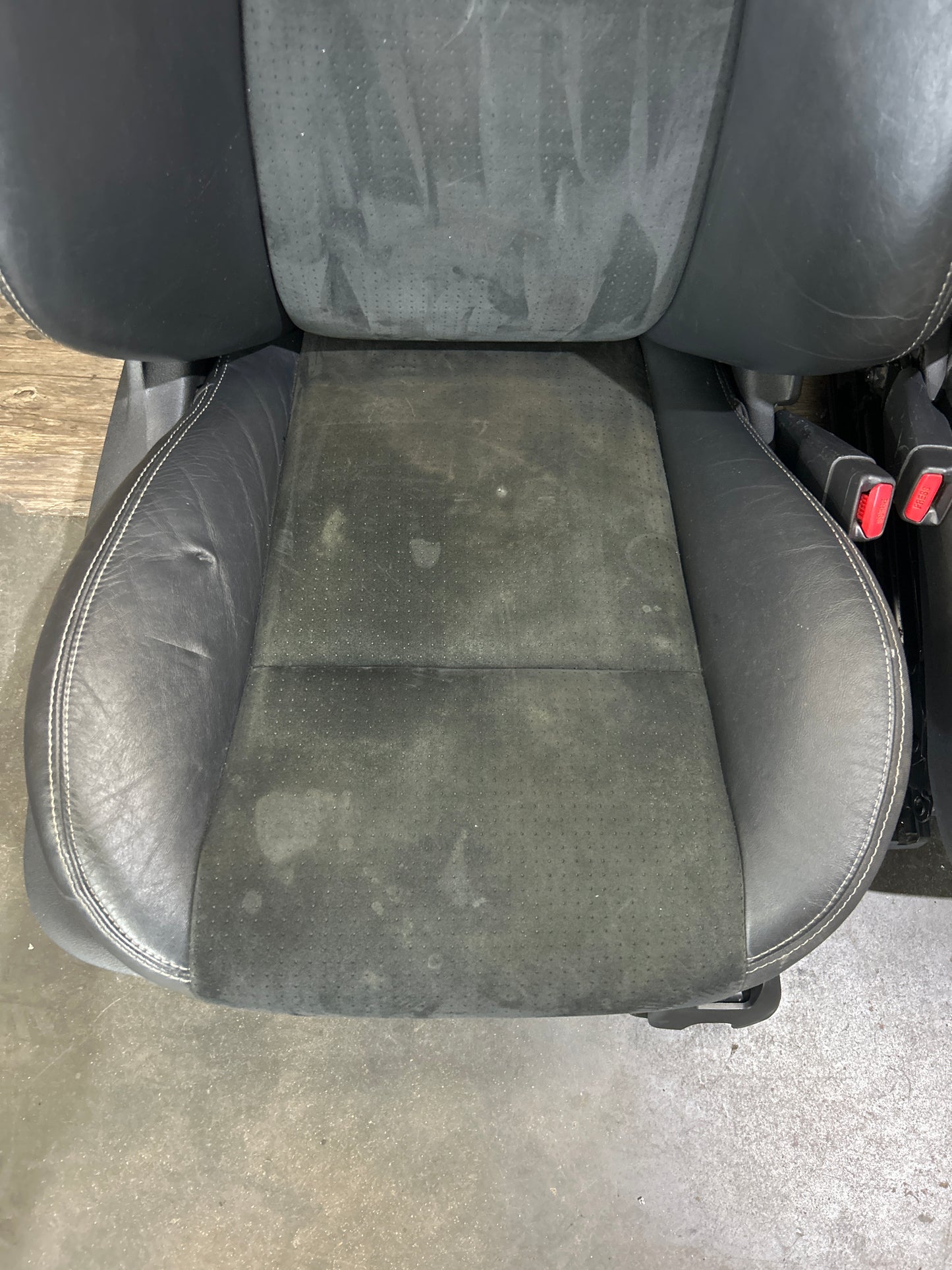 2008-2014 Dodge Challenger SRT8 Full Complete Front Rear Seat Set Leather OEM