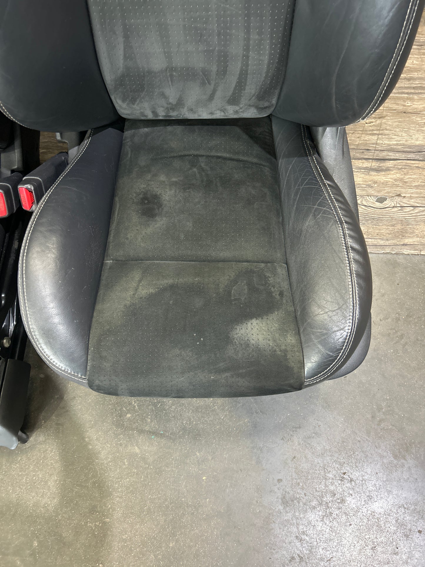 2008-2014 Dodge Challenger SRT8 Full Complete Front Rear Seat Set Leather OEM
