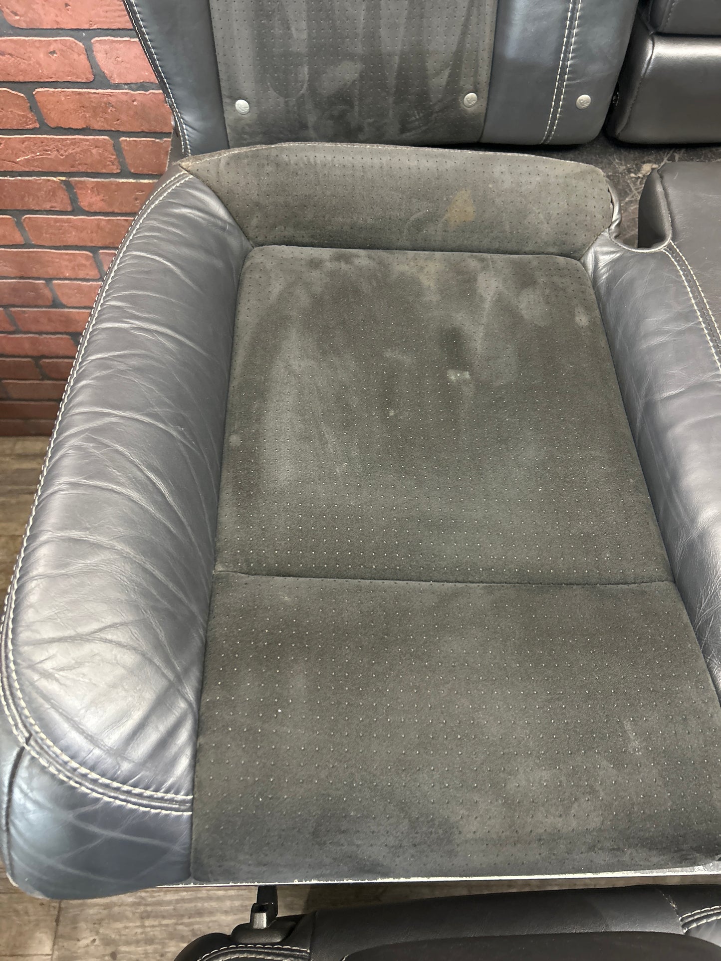 2008-2014 Dodge Challenger SRT8 Full Complete Front Rear Seat Set Leather OEM