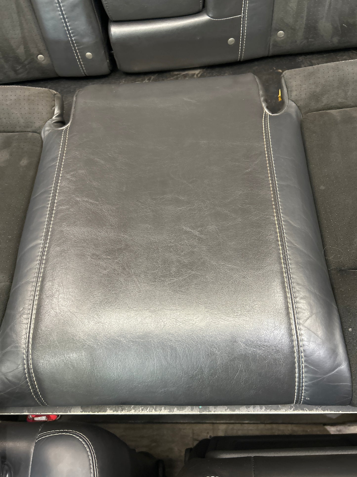 2008-2014 Dodge Challenger SRT8 Full Complete Front Rear Seat Set Leather OEM