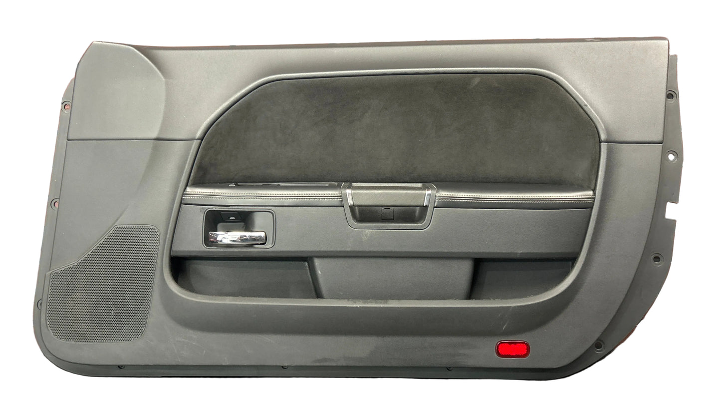 2008-2014 Dodge Challenger SRT Interior Front Passenger RH Door Panel 1FU101DVAJ
