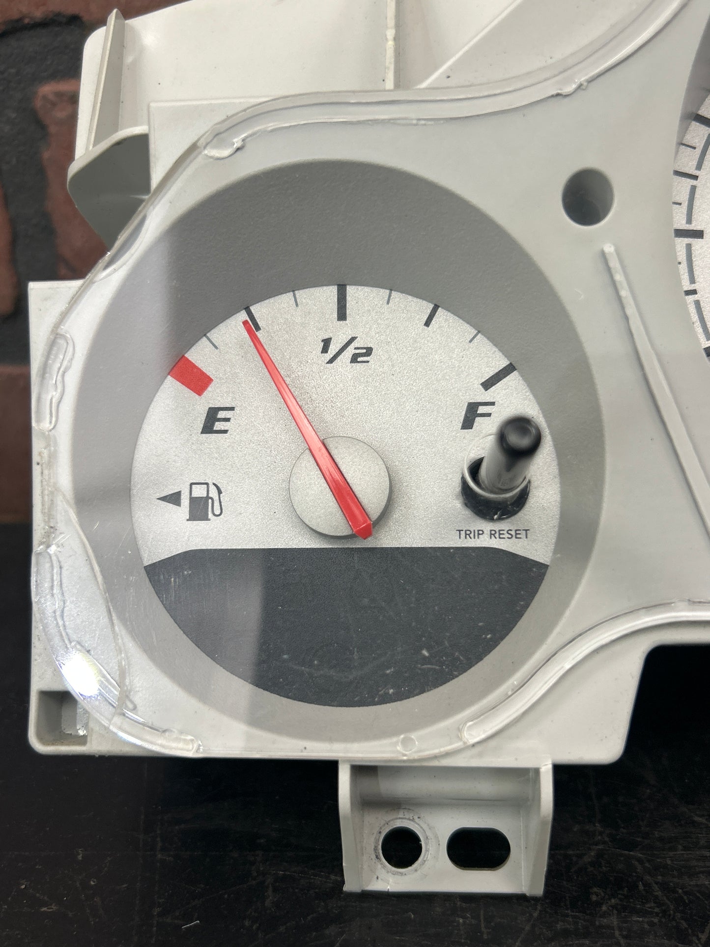 2010 Dodge Challenger SRT8 Speedometer Gauge Instrument Cluster 180MPH 70k OEM