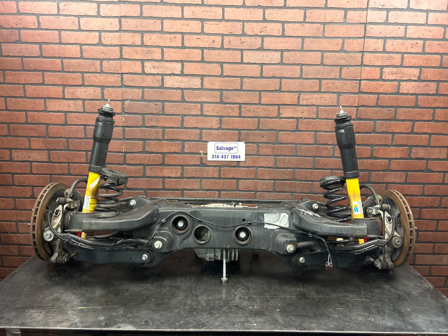09-14 Challenger Charger 300 SRT8 3.06 LSD Getrag Differential Rear End Cradle
