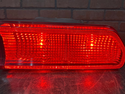 2008-2014 Dodge Challenger SRT Rear Right RH Side Tail Light 05028780AC