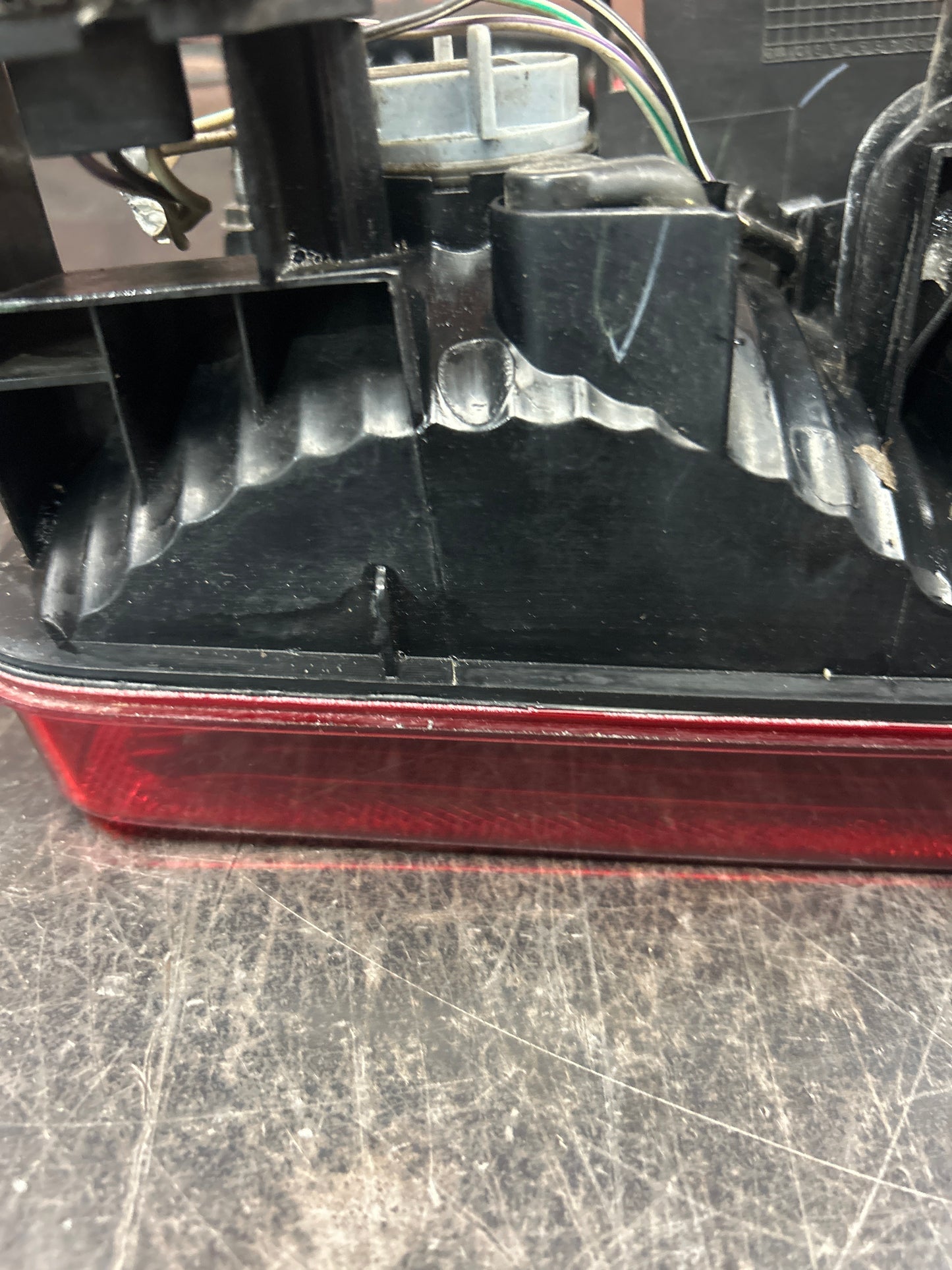 2008-2014 Dodge Challenger SRT Rear Right RH Side Tail Light 05028780AC