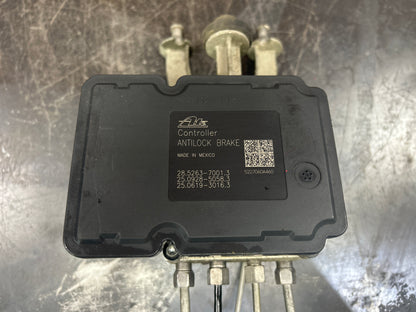 OEM 2010 Charger Challenger 300 Brake Anti-Lock Module ABS Pump Assembly OEM