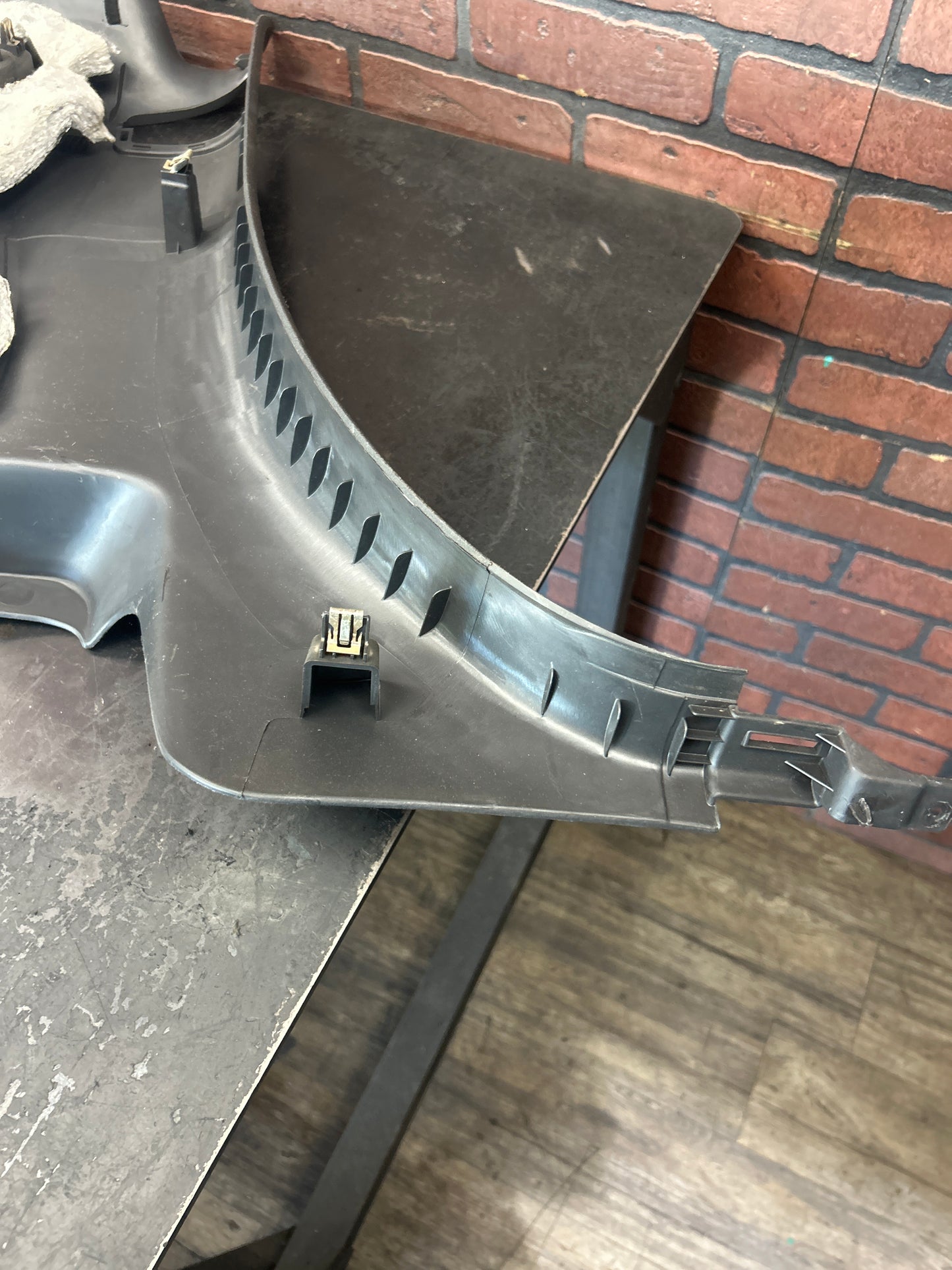 2008-2014 Dodge Challenger Rear Passenger RH Inner Quarter Panel Trim 1FT00XDVAI