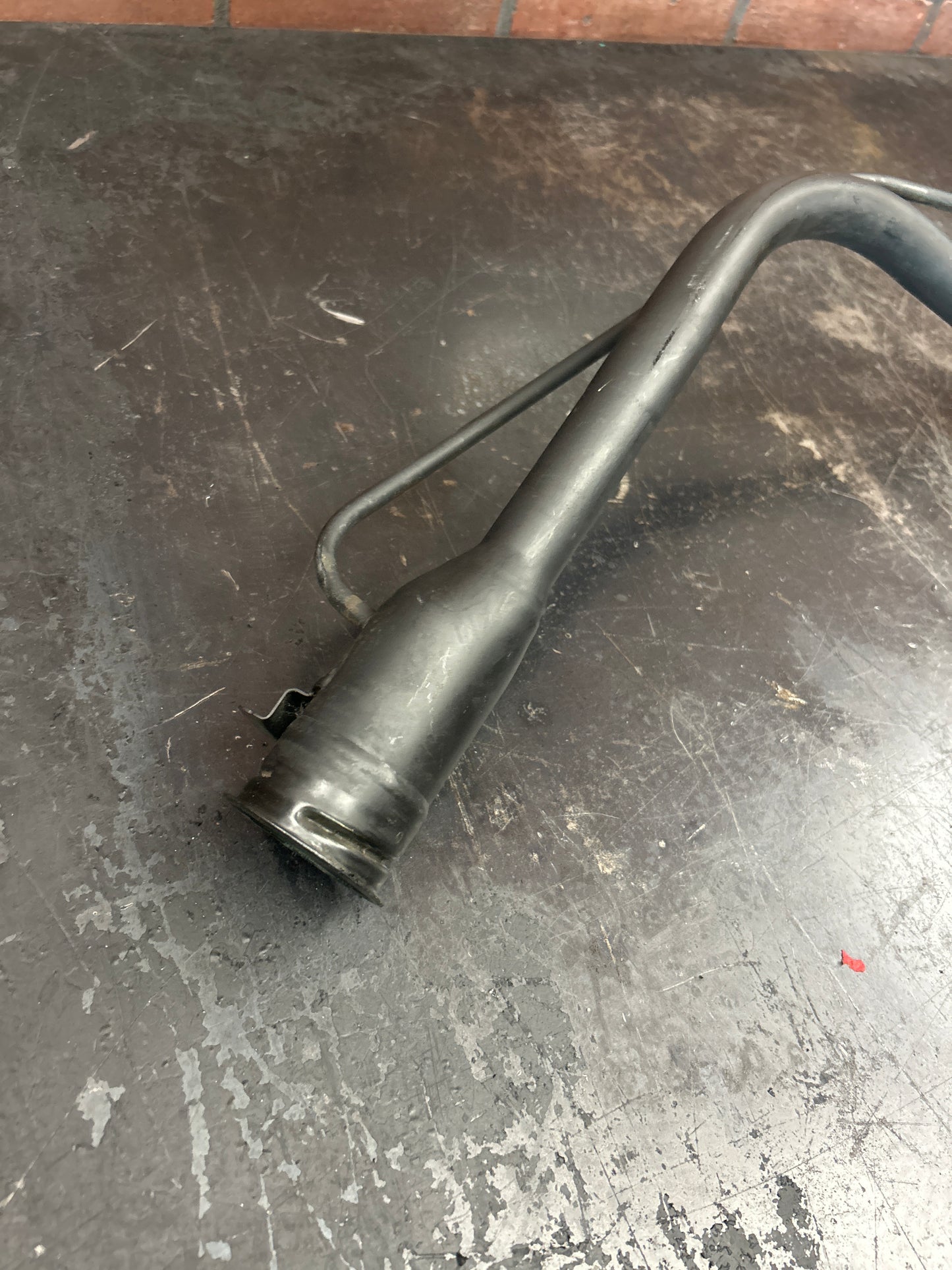 2008-2010 Dodge Challenger SRT8 Fuel Filler Neck Assembly Filler Pipe Tube OEM