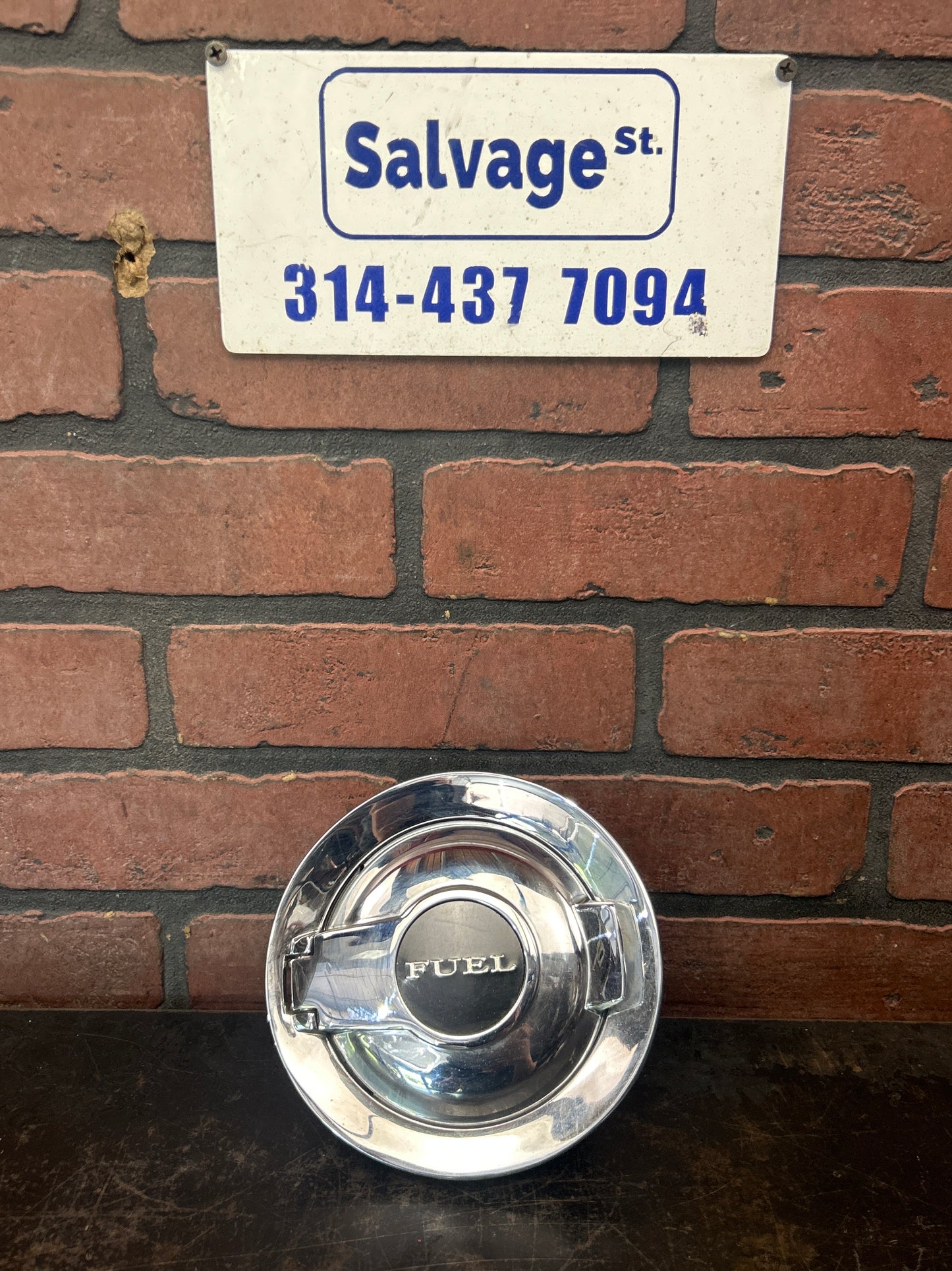 2008-2010 Dodge Challenger SRT8 Silver Chrome Fuel Gas Cap Door Assembly OEM