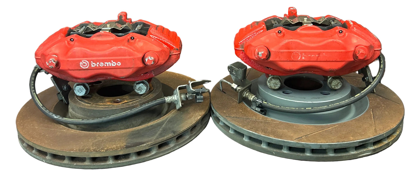08-23 Dodge Challenger Charger 4 Piston Front Brembo Brakes W/ Rotors OEM