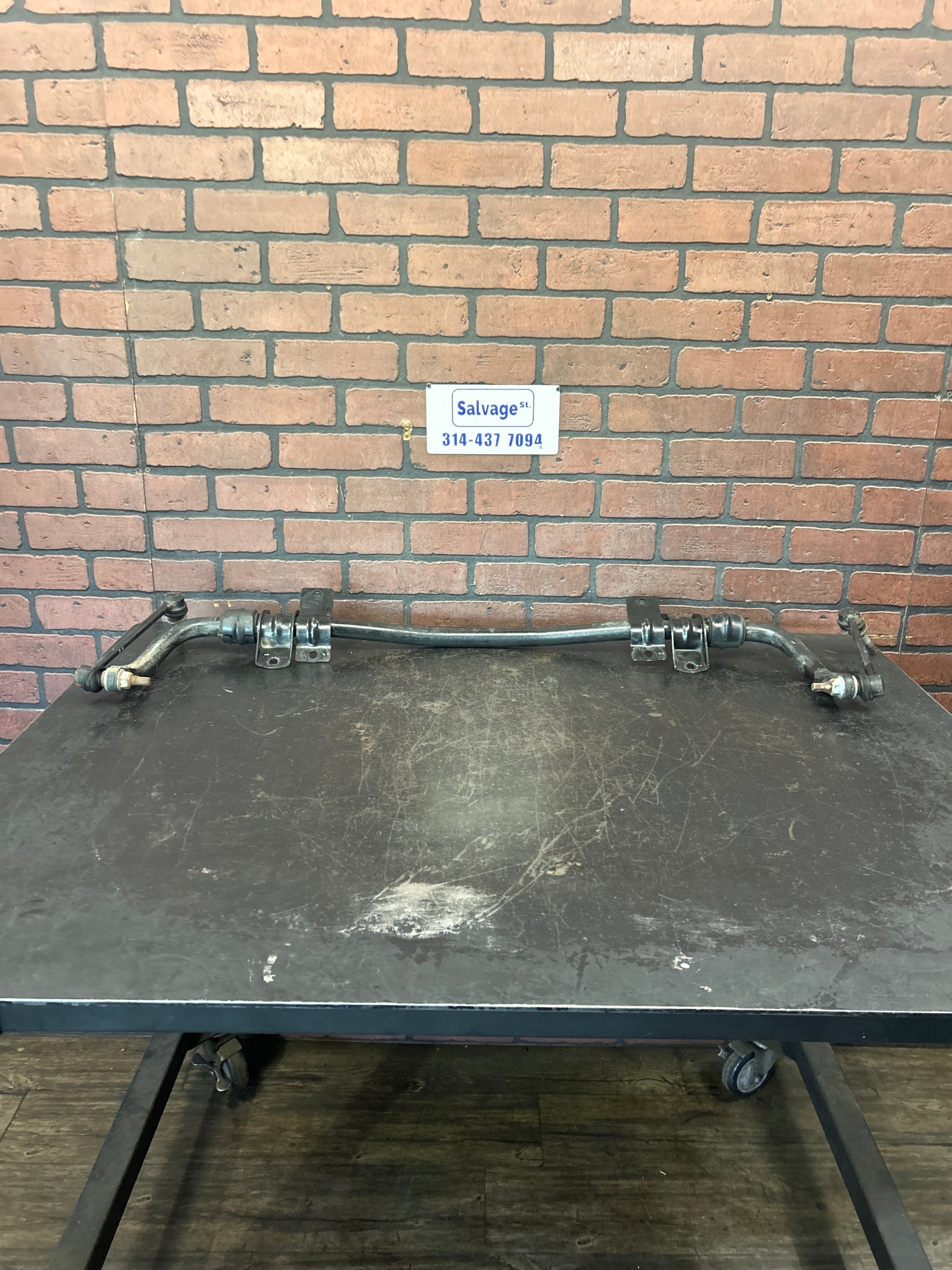 2008-2014 Dodge Challenger SRT8 Front Stabilizer Sway Bar Assembly OEM
